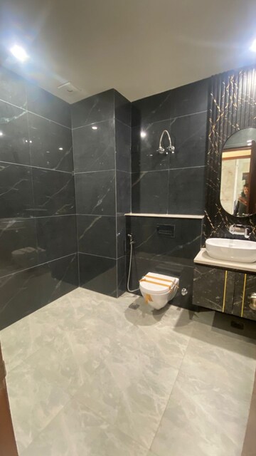 Kitchen in 3 BHK Builder Floor at Rps Palms, Sector 88 – for Sale