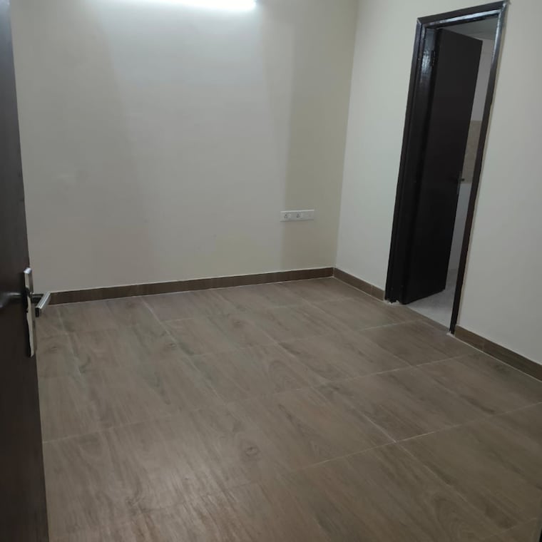 Room, amrapali-riverview 2 Bedroom 845 Sq.Ft. Apartment In Amrapali Leisure Valley Greater Noida 9695683