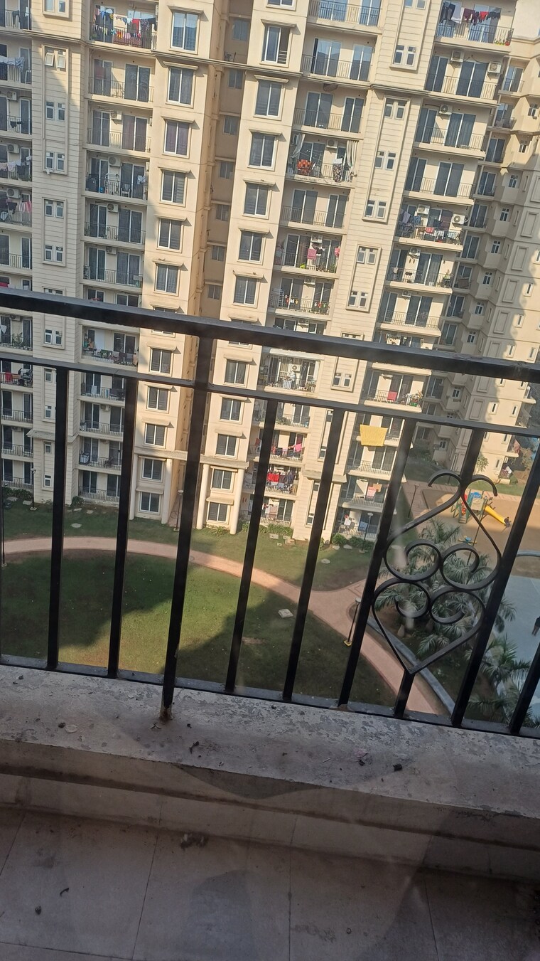 Exterior View, signature-the-serenas 2 Bedroom 614 Sq.Ft. Apartment In Sohna Sector 36 Gurgaon 9695795