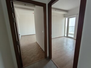 Room in 3 BHK Apartment at Tulip Violet, Sector 69 – for Rent