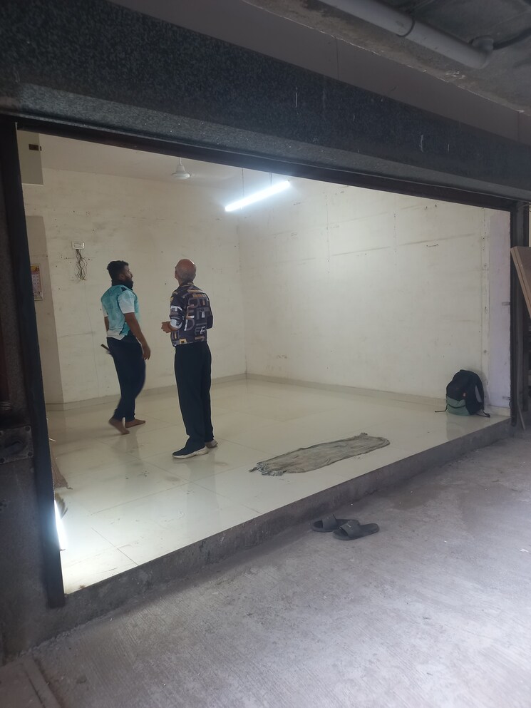 undefined, dadar west Commercial Office Space 225 Sq.Ft. In Dadar West Mumbai 9695851