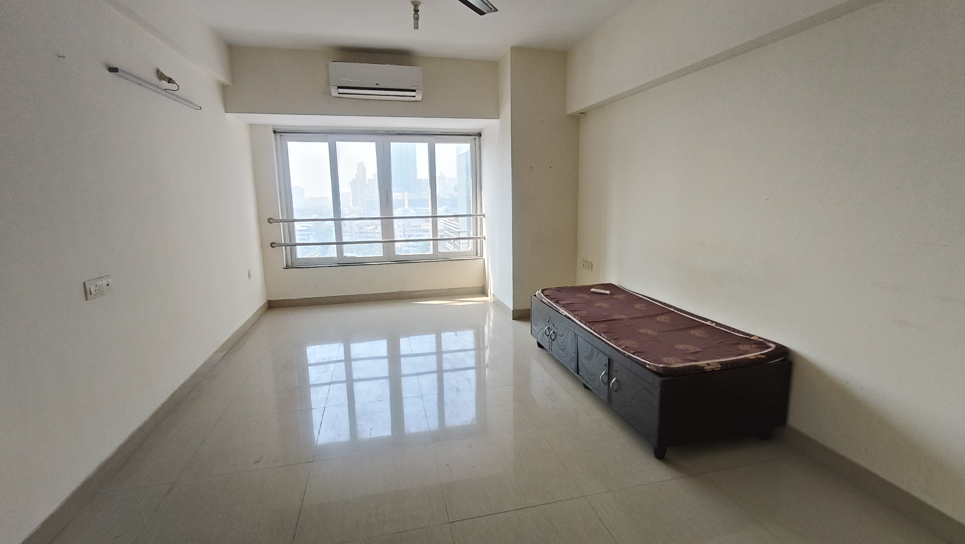 2 BHK + Pooja Room,Study Room Apartment For Rent in Mermit Tower