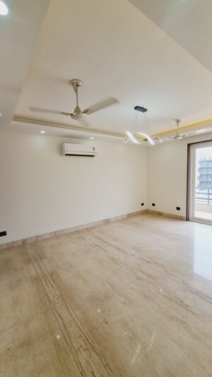 4 BHK Builder Floor For Rent in Sector 57