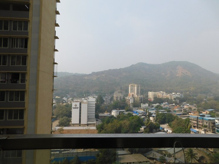 Swimming Pool, sheth-montana 3 Bedroom 977 Sq.Ft. Apartment In Mulund West Mumbai 9695865