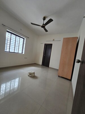 Room in 4 BHK Independent House at Sama Savli Road – for Sale