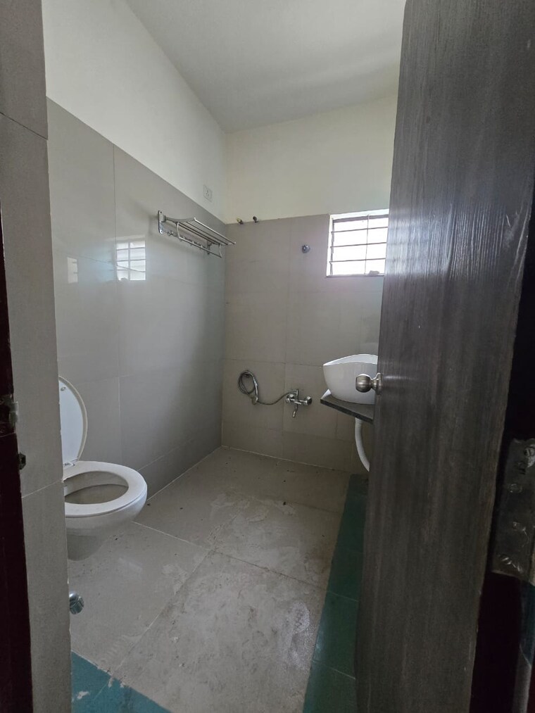 Bathroom, sama savli road 4 Bedroom 1880 Sq.Ft. Independent House In Sama Savli Road Vadodara 9695868