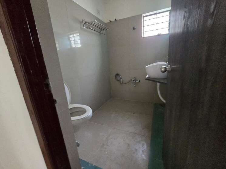 Bathroom, sama savli road 4 Bedroom 1880 Sq.Ft. Independent House In Sama Savli Road Vadodara 9695868