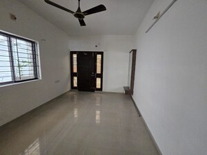 Room in 4 BHK Independent House at Sama Savli Road – for Sale