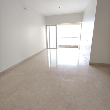 Room in 3 BHK Apartment at Sheth Montana, Mulund West – for Sale