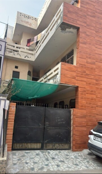 6+ BHK Independent House – Exterior View View at Ashoka Enclave Faridabad, Sector 34 - for Sale