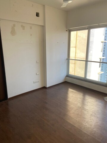 Room in 2 BHK Apartment at Sheth Montana, Mulund West – for Sale