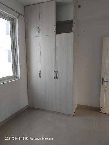 Room in 3.5 BHK Apartment at Alphacorp Gurgaon One 84, Sector 84 – for Rent