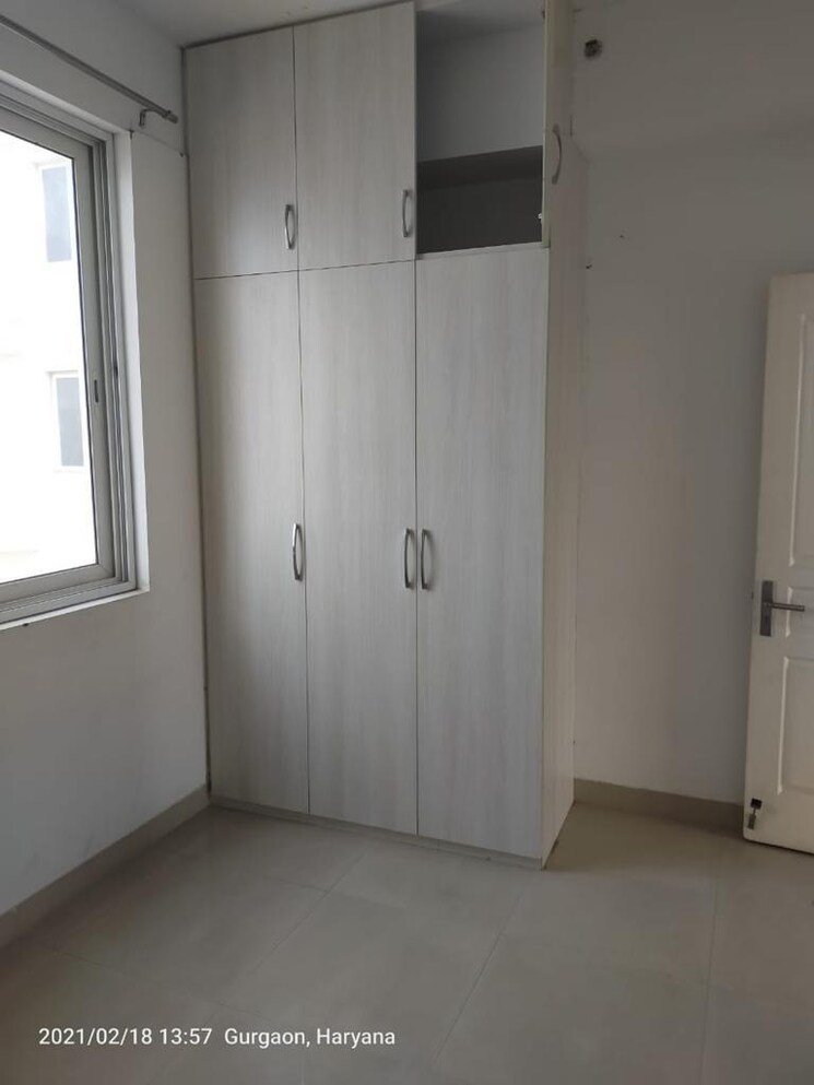 Room, alphacorp-gurgaon-one-84 3.5 Bedroom 1963 Sq.Ft. Apartment In Sector 84 Gurgaon 9695966