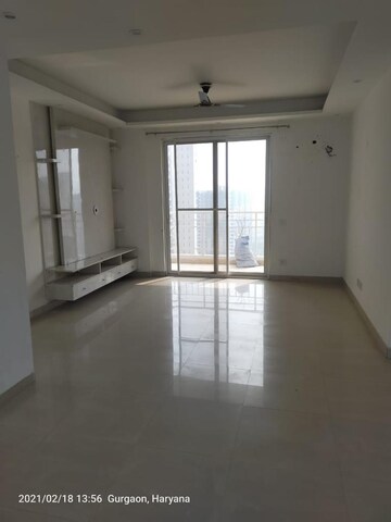 Room in 3.5 BHK Apartment at Alphacorp Gurgaon One 84, Sector 84 – for Rent