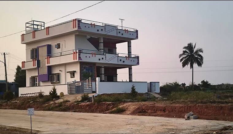 3799 Resale 3799 Sq.Ft. Plot in Hoskote Bangalore - 9696004