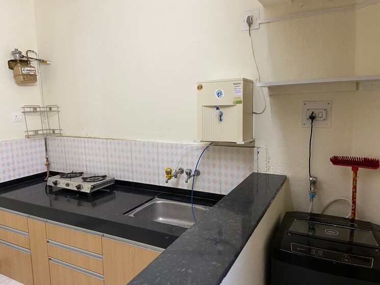 Kitchen, magarpatta-daffodils-apartment 2 Bedroom 1000 Sq.Ft. Apartment In Hadapsar Pune 9696047