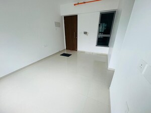 Room in 1 BHK Apartment at Kalpataru Immensa, Kolshet Road – for Rent