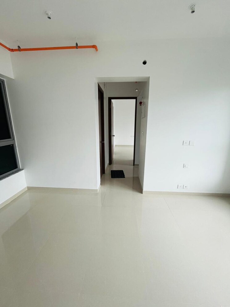 Room, kalpataru-immensa 1 Bedroom 450 Sq.Ft. Apartment In Kolshet Road Thane 9696051