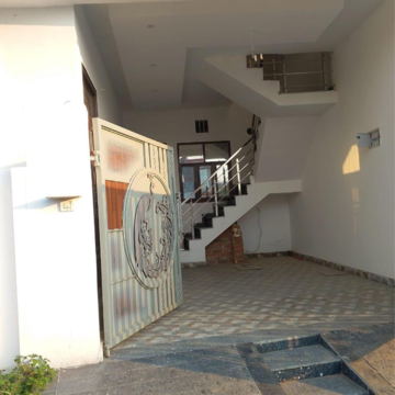 Room in 3 BHK Villa at Prem Nagar – for Rent