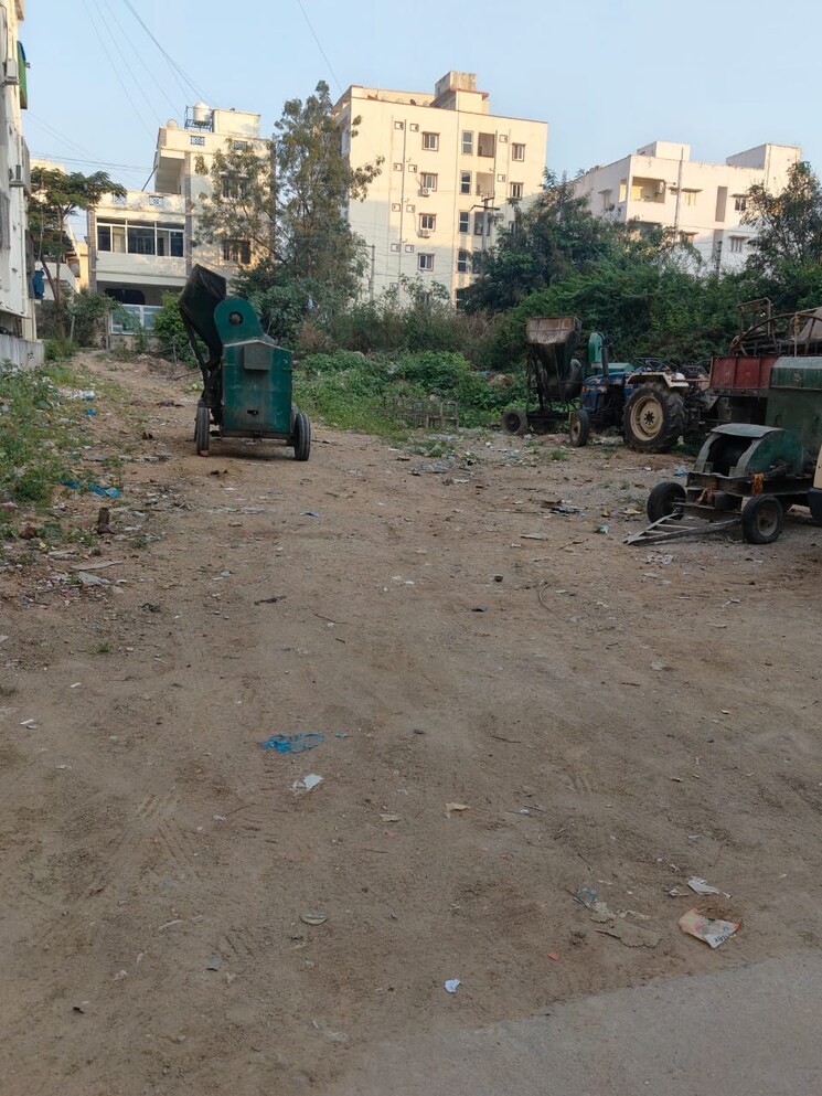  Parking, mallampet  520 Sq.Yd. Plot In Mallampet Hyderabad 9696067
