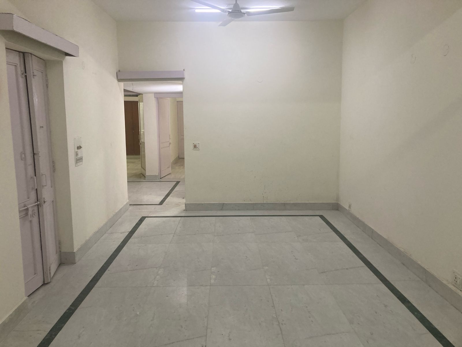 2 BHK + Study Room Builder Floor For Rent in Chittaranjan Park