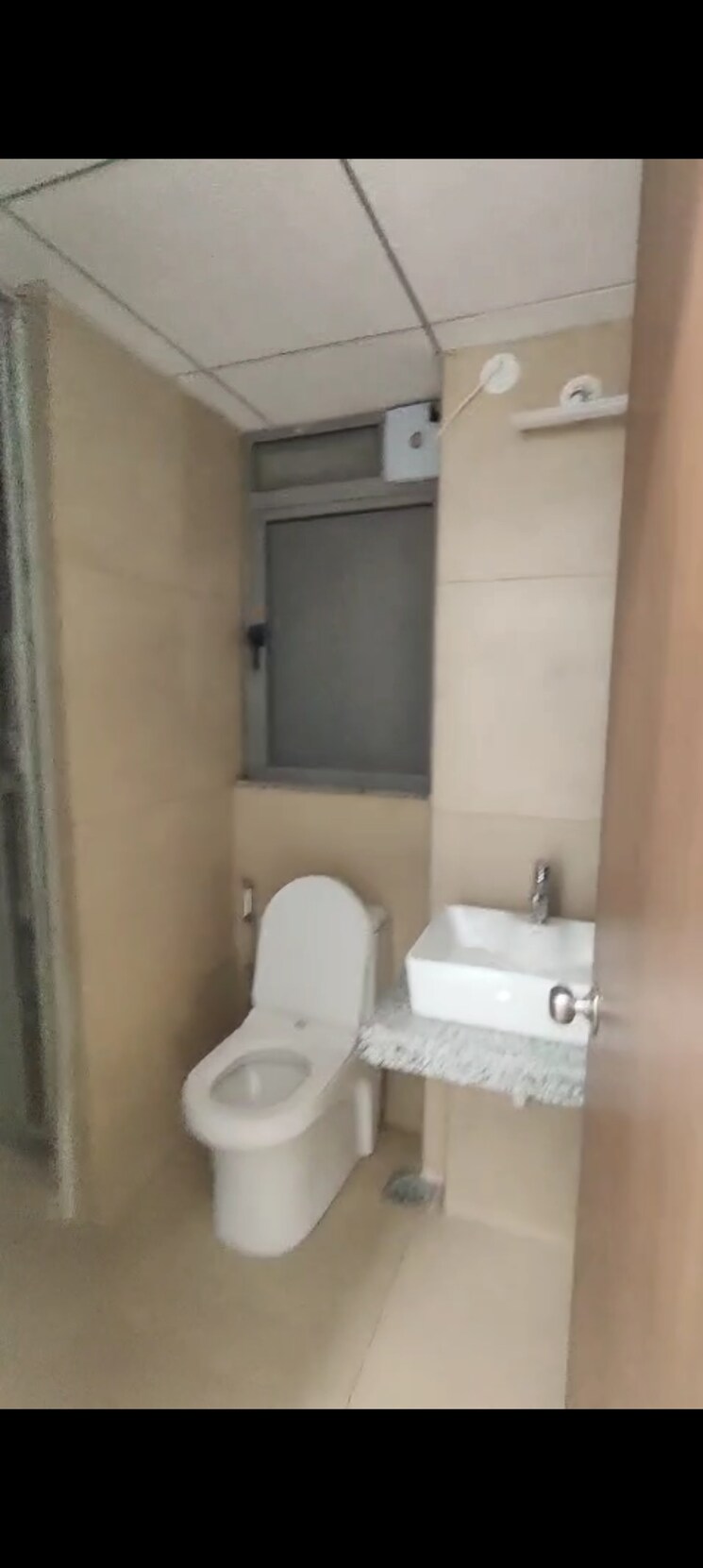 Bathroom, kalpataru-immensa 1 Bedroom 450 Sq.Ft. Apartment In Kolshet Road Thane 9696118
