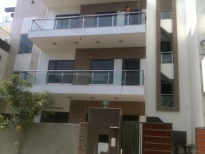 2 BHK Independent House For Rent in Sector 10a