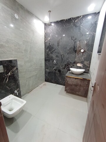 Bathroom in 3 BHK Independent House at Sector 10a – for Rent