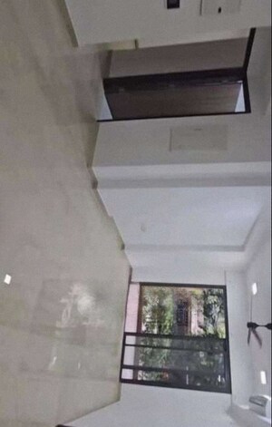 Furnished Amenities in 2 BHK Apartment at Lodha Sterling, Kolshet Road – for Rent