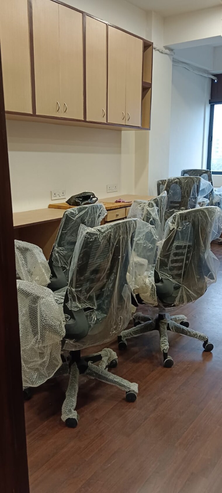 Gym, minto park Commercial Office Space 650 Sq.Ft. In Minto Park Kolkata 9696168