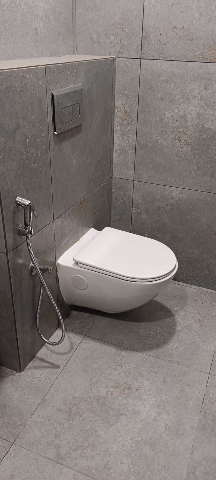 Bathroom, minto park Commercial Office Space 650 Sq.Ft. In Minto Park Kolkata 9696168