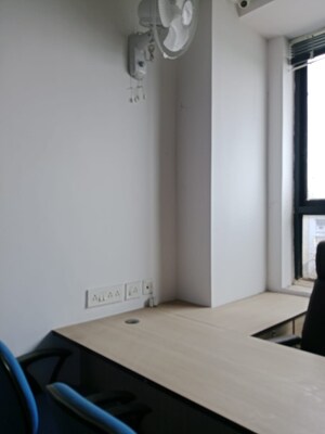 Bedroom in  Office Space at Park Street – for Rent