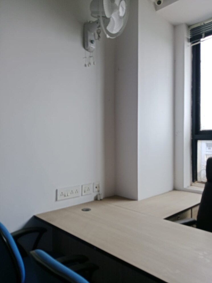 Bedroom, park street Commercial Office Space 1200 Sq.Ft. In Park Street Kolkata 9696365