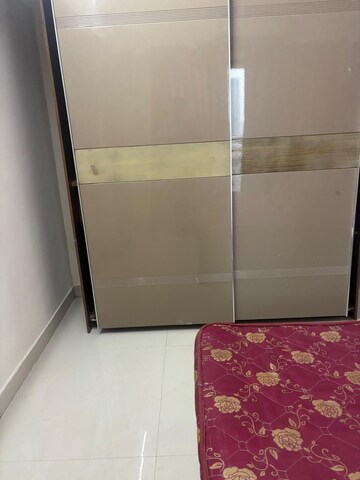 Furnished Amenities in 2 BHK Apartment at Sugee Marina Bay, Worli – for Rent