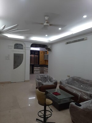 Team Area in 2 BHK Apartment at Bhagya Nagar CHSL, Mahim West – for Rent