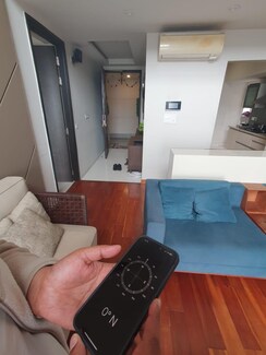 3 BHK + Servant Room Apartment For Sale in Paras Dews
