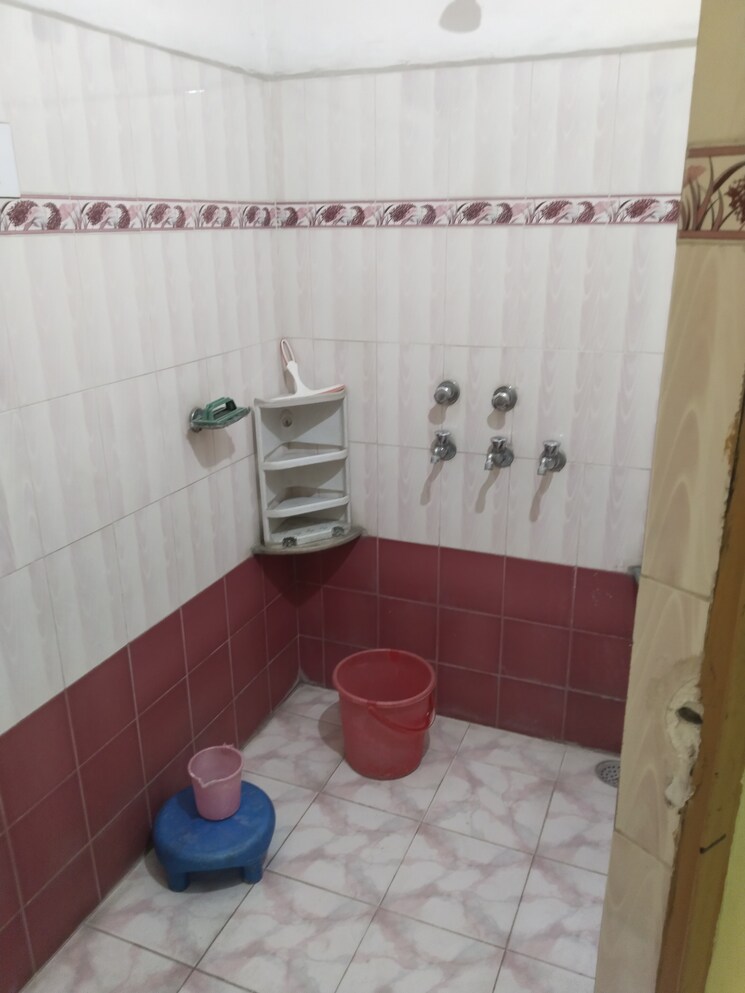 Bathroom, gomti nagar 2 Bedroom 1000 Sq.Ft. Independent House In Gomti Nagar Lucknow 9696627