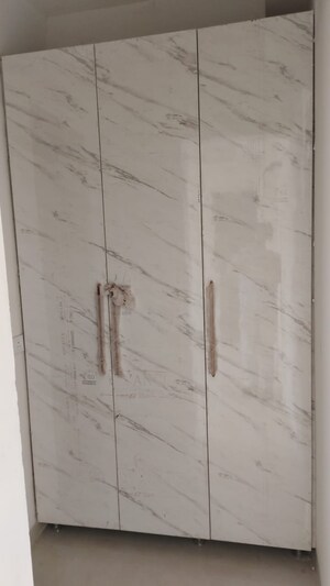 Building Lobby in 3 BHK Apartment at Ardee City, Sector 52 – for Rent