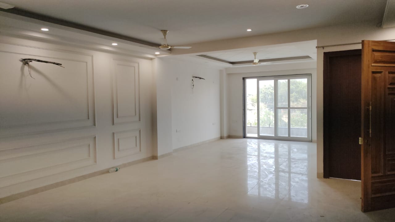 3 BHK + Extra Room Apartment For Rent in Ardee City