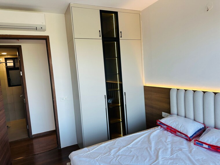 Room, krisumi-waterfall-residences 2 Bedroom 720 Sq.Ft. Apartment In Sector 36a Gurgaon 9696713