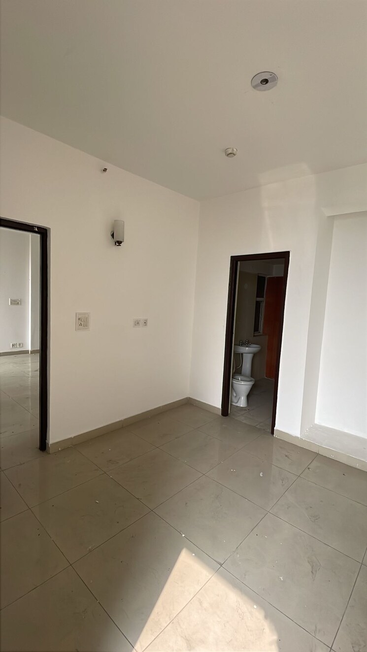 Room, mahagun-mahagunpuram-ii 2 Bedroom 840 Sq.Ft. Apartment In Lal Kuan Ghaziabad 9696711