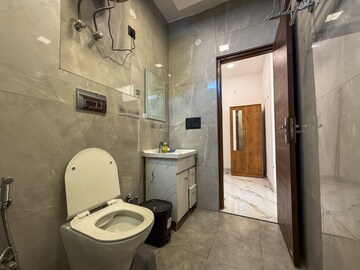 Bathroom in 1 BHK Builder Floor at Greater Kailash I – for Rent