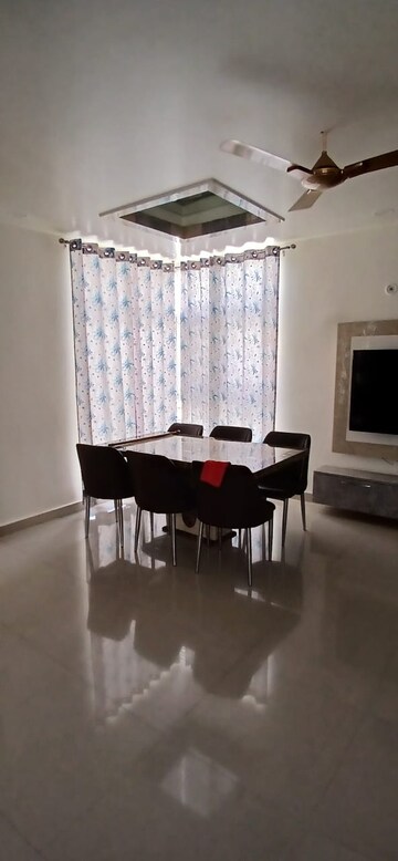 Master Bedroom in 3.5 BHK Apartment at Ansal API Celebrity Gardens, Sushant Golf City – for Rent