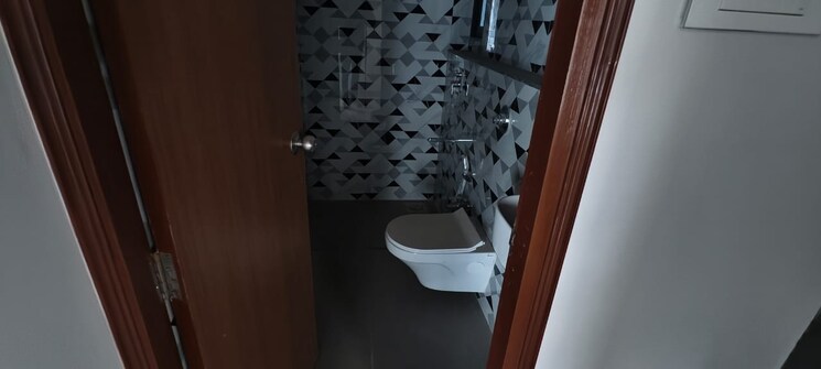 Bathroom, roha-vatika 2 Bedroom 560 Sq.Ft. Apartment In Kurla East Mumbai 9696795