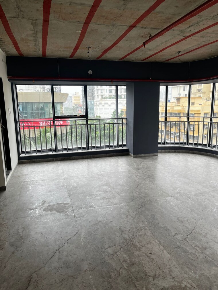 Room, borivali west Commercial Office Space 550 Sq.Ft. In Borivali West Mumbai 9696815