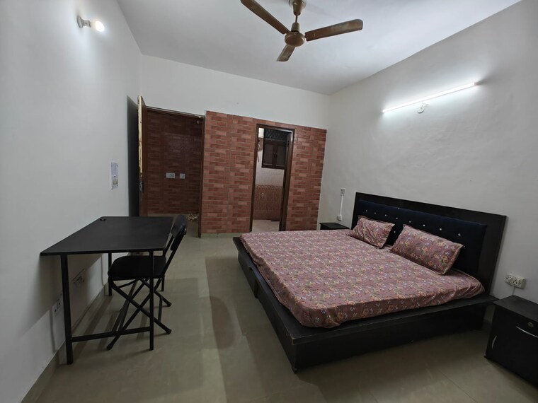 Bedroom, ardee-city 4 Bedroom 2010 Sq.Ft. Apartment In Sector 52 Gurgaon 9696824
