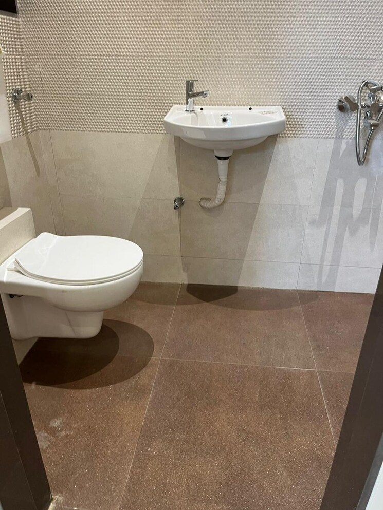 Bathroom, nalasopara west 2 Bedroom 555 Sq.Ft. Apartment In Nalasopara West Palghar 9696822