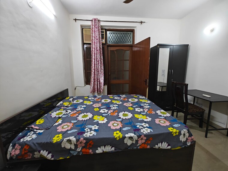 Bedroom, ardee-city 4 Bedroom 2010 Sq.Ft. Apartment In Sector 52 Gurgaon 9696824