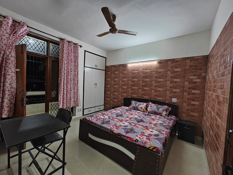 Bedroom, ardee-city 4 Bedroom 2010 Sq.Ft. Apartment In Sector 52 Gurgaon 9696824