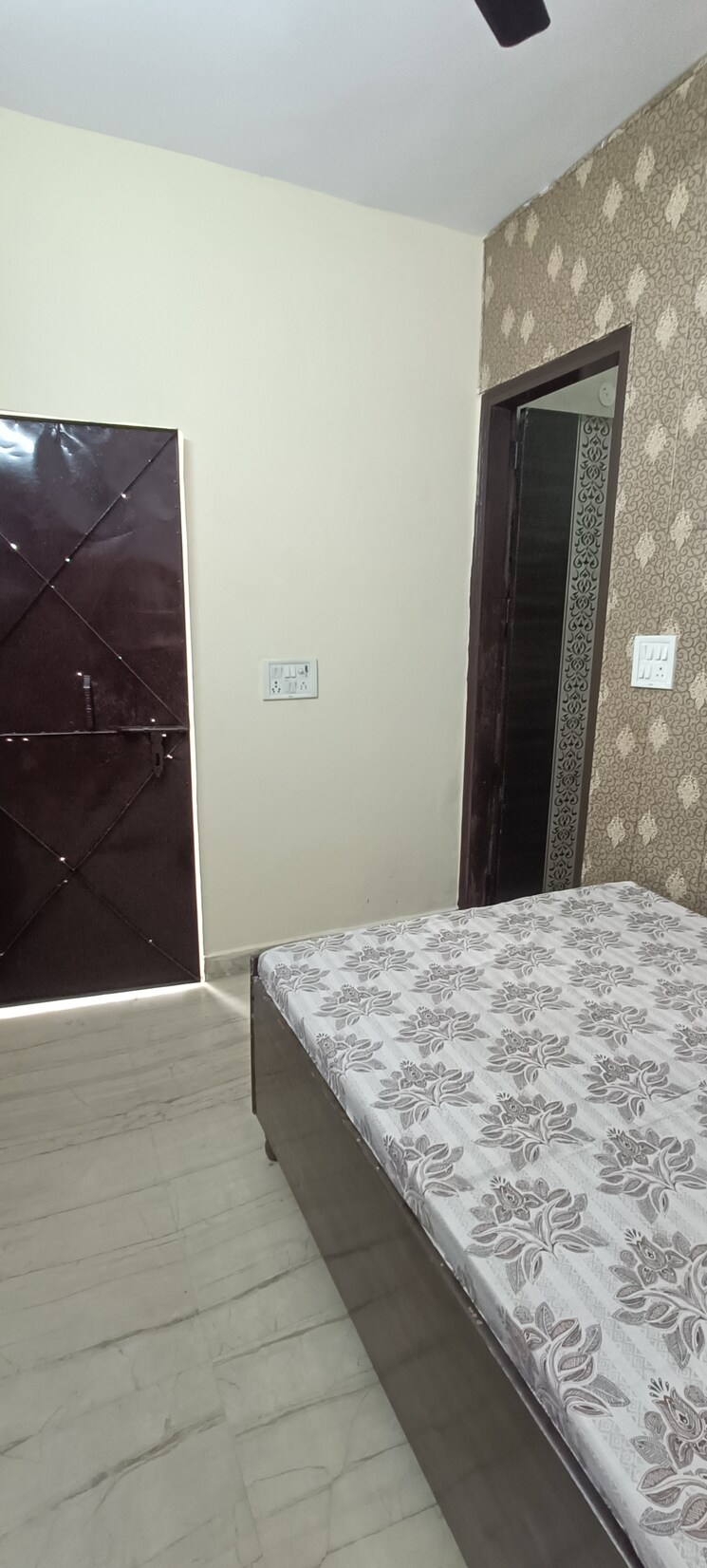 Bathroom, rohini sector 7 1 Bedroom 300 Sq.Ft. Builder Floor In Rohini Sector 7 Delhi 9696827